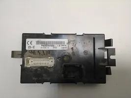 Opel Vivaro Komputer / Sterownik ECU i komplet kluczy 8200391957