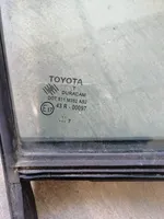 Toyota Yaris Vitre de fenêtre porte avant (4 portes) 43R00097