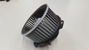 Mazda 3 I Ventola riscaldamento/ventilatore abitacolo 8940000270