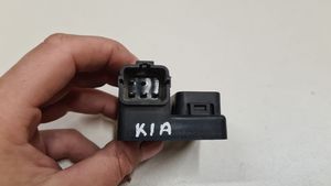 KIA Carens I Relé del ventilador del refrigerador OK2FB6176X