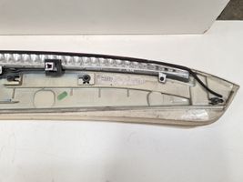 Mercedes-Benz E W211 Luce d’arresto centrale/supplementare A2117900388