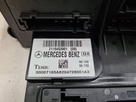 Mercedes-Benz E W211 Saugiklių blokas 2115453901