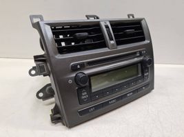 Subaru Trezia Unità principale autoradio/CD/DVD/GPS 8612052B00