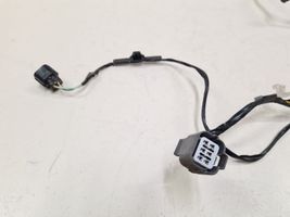 Mitsubishi Outlander Cableado de puerta trasera 8512A180