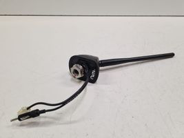 Mitsubishi Outlander Radio antenna 