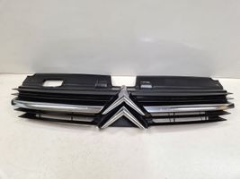 Citroen C5 Maskownica / Grill / Atrapa górna chłodnicy 9636751980