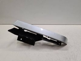 BMW 3 E46 Moldura de la luz trasera/de freno 51127006824A