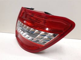 Mercedes-Benz C W204 Lampa tylna 2048204064