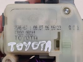 Toyota Avensis T250 Centrinio užrakto varikliukas 7703005011