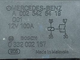 Mercedes-Benz E W211 Relè di ricarica A0025426419