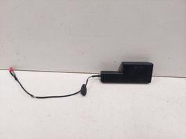 Mercedes-Benz E W211 Antenna autoradio A2118202775