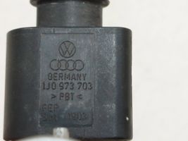 Audi A8 S8 D3 4E Parkošanās (PDC) sensors (-i) 3687506