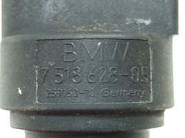 BMW X5 E53 Czujnik pozycji wału rozrządu 751862805