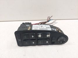 BMW 5 E39 Interruttore di controllo dell’alzacristalli elettrico 61318368979