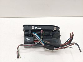 BMW 5 E39 Interruttore di controllo dell’alzacristalli elettrico 6907110