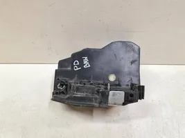 BMW 5 GT F07 Front door lock 7202144