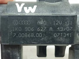 Volkswagen Golf V Turboahtimen magneettiventtiili 1K0906627