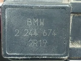 BMW 5 E39 Capteur de pression d'air 2244674