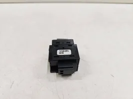 Land Rover Range Rover Sport L320 Seat heating switch YUF500120PVJ