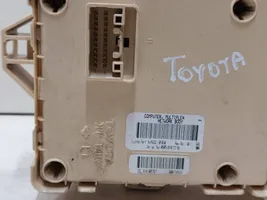 Toyota Corolla Verso E121 Module de fusibles 892210F030