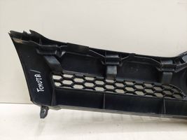 Toyota Corolla Verso E121 Grille de calandre avant 531110F020