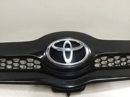 Toyota Corolla Verso E121 Grille de calandre avant 531110F020