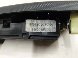 Toyota Corolla Verso E121 Interrupteur commade lève-vitre 848200F030