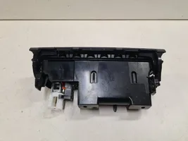 Volkswagen PASSAT B7 Popielniczka przednia tunelu środkowego 3C0863284K