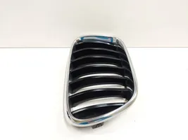 BMW X3 F25 Griglia superiore del radiatore paraurti anteriore 7237422