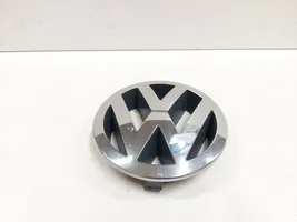 Volkswagen Touareg I Manufacturer badge logo/emblem 7L6853601