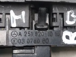 Mercedes-Benz R W251 Przycisk centralnego zamka A2518201010