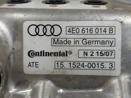 Audi A8 S8 D3 4E Rozdzielacz / Blok zaworowy zawieszenia pneumatycznego osi tylnej 4E0616014B