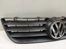 Volkswagen Polo IV 9N3 Maskownica / Grill / Atrapa górna chłodnicy 1T0853601