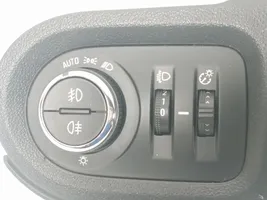 Opel Grandland X Interrupteur d'éclairage de la cabine dans le panneau 