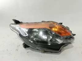 Mitsubishi L200 Lampa przednia 8301C730