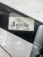 BMW 3 E90 E91 Elektryczny podnośnik szyby drzwi tylnych 132624