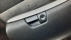 Volvo S60 Glove box 