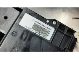 BMW X3 E83 Saugiklių dėžė (komplektas) 