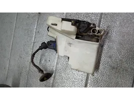 Volkswagen Polo Front door lock 