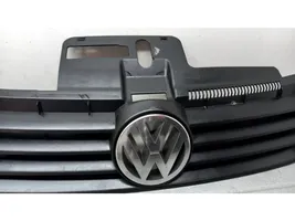 Volkswagen Polo Передняя решётка 
