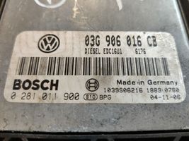 Volkswagen Golf V Calculateur moteur ECU 03G906016CB