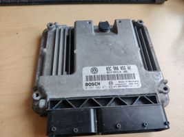 Volkswagen Golf V Calculateur moteur ECU 03C906056AK