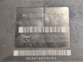 Mercedes-Benz E W210 Calculateur moteur ECU 2108203826