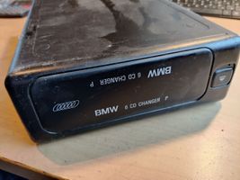 BMW 7 E38 Zmieniarka płyt CD/DVD 65128361058