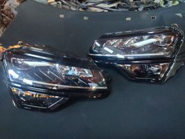 Skoda Karoq Lot de 2 lampes frontales / phare 57B941015D