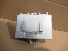 Renault Megane III Unité / module navigation GPS 280380655R