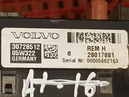 Volvo V70 Ramka / Moduł bezpieczników 30728512