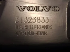 Volvo V60 Support de montage de pare-chocs avant 31323833