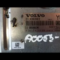 Volvo V40 Variklio valdymo blokas 31336983