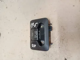 Volvo S60 Przycisk / Włącznik hamulca ręcznego 31334637